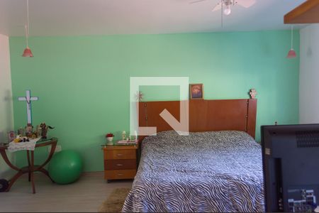Casa à venda com 370m², 4 quartos e 2 vagas