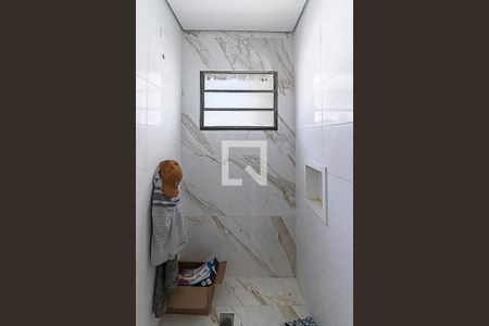 Casa à venda com 232m², 3 quartos e 3 vagas Casa à venda com 232m², 3 quartos e 3 vagasBanheiro Social