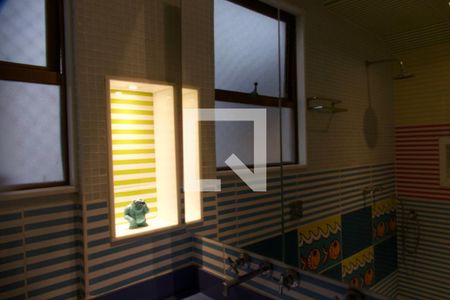 Apartamento à venda com 200m², 4 quartos e 2 vagasSuíte 2 banheiro 