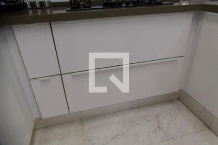 Apartamento à venda com 200m², 4 quartos e 2 vagasCozinha americana 