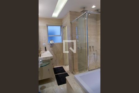 Apartamento à venda com 200m², 4 quartos e 2 vagasSuíte 3 banheiro 