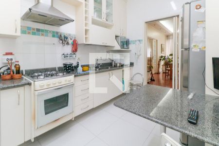 Apartamento à venda com 130m², 3 quartos e 1 vaga Apartamento à venda com 130m², 3 quartos e 1 vagaCozinha