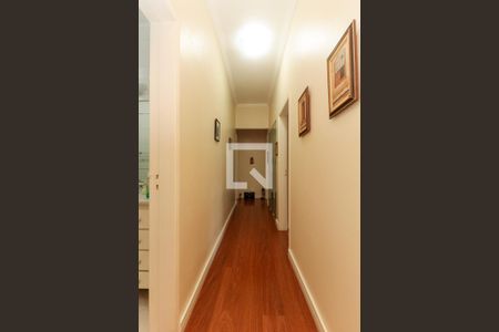 Apartamento à venda com 130m², 3 quartos e 1 vaga Apartamento à venda com 130m², 3 quartos e 1 vagaCorredor