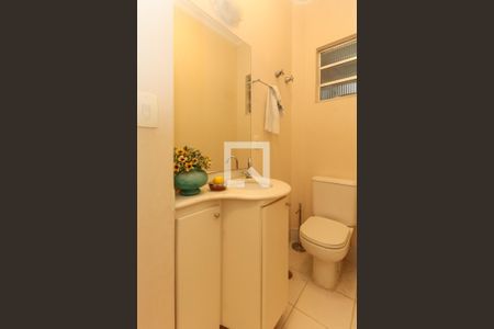 Apartamento à venda com 130m², 3 quartos e 1 vaga Apartamento à venda com 130m², 3 quartos e 1 vagaLavabo