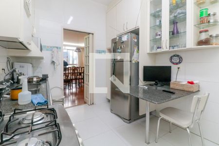 Apartamento à venda com 130m², 3 quartos e 1 vaga Apartamento à venda com 130m², 3 quartos e 1 vagaCozinha