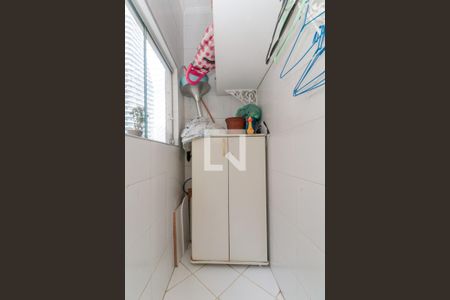 Apartamento à venda com 130m², 3 quartos e 1 vaga Apartamento à venda com 130m², 3 quartos e 1 vagaÁrea de serviço
