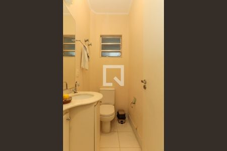 Apartamento à venda com 130m², 3 quartos e 1 vaga Apartamento à venda com 130m², 3 quartos e 1 vagaLavabo