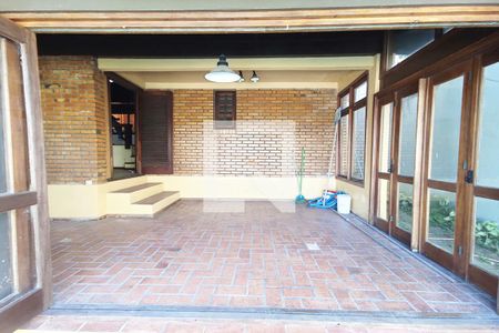 Casa à venda com 500m², 4 quartos e 4 vagas Casa à venda com 500m², 4 quartos e 4 vagasEspaço Gourmet