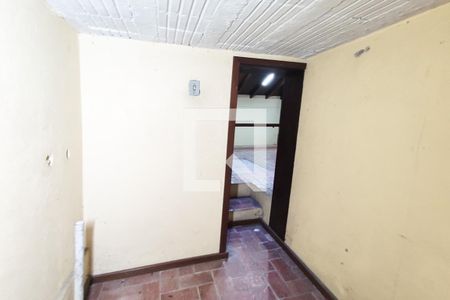 Casa à venda com 500m², 4 quartos e 4 vagas Casa à venda com 500m², 4 quartos e 4 vagasAdega