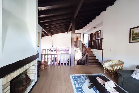 Casa à venda com 350m², 4 quartos e 2 vagasSala de TV