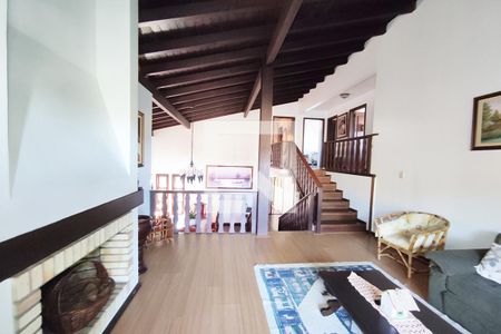 Casa à venda com 350m², 4 quartos e 2 vagasSala de TV