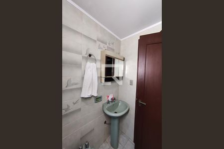 Casa à venda com 350m², 4 quartos e 2 vagasBanheiro 3