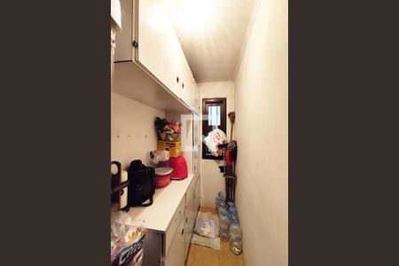 Casa à venda com 350m², 4 quartos e 2 vagasÁrea de Serviço