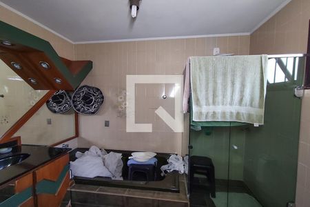 Casa à venda com 350m², 4 quartos e 2 vagasBanheiro da Suíte