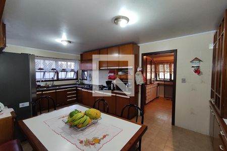 Casa à venda com 350m², 4 quartos e 2 vagasCozinha