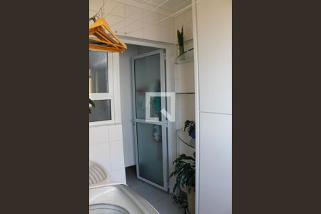 Apartamento à venda com 114m², 3 quartos e 2 vagas Apartamento à venda com 114m², 3 quartos e 2 vagasÁrea de Serviço