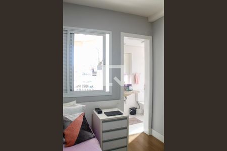 Apartamento à venda com 114m², 3 quartos e 2 vagas Apartamento à venda com 114m², 3 quartos e 2 vagasSuíte 1