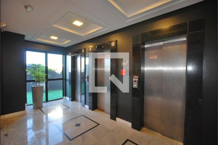 Studio à venda com 29m², 1 quarto e sem vagaElevadores