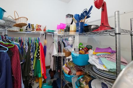 Apartamento à venda com 95m², 3 quartos e sem vaga Apartamento à venda com 95m², 3 quartos e sem vagaQuarto de Serviço