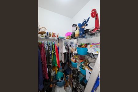 Apartamento à venda com 95m², 3 quartos e sem vaga Apartamento à venda com 95m², 3 quartos e sem vagaQuarto de Serviço