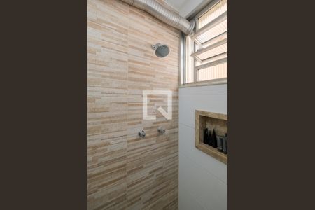 Apartamento à venda com 95m², 3 quartos e sem vaga Apartamento à venda com 95m², 3 quartos e sem vagaBanheiro 1