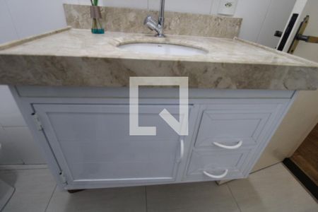 Casa à venda com 258m², 2 quartos e 3 vagasBanheiro Social 1