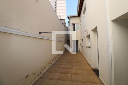 Casa à venda com 258m², 2 quartos e 3 vagasQuintal