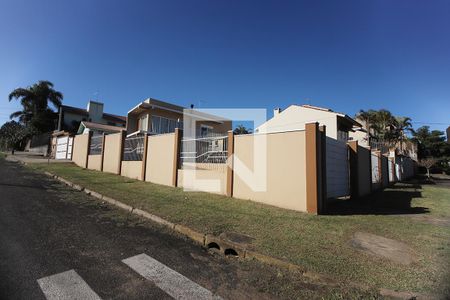 Casa à venda com 210m², 3 quartos e 2 vagasFachada