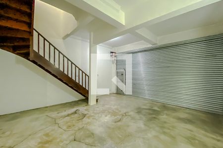 Casa à venda com 110m², 2 quartos e 3 vagas Casa à venda com 110m², 2 quartos e 3 vagasGaragem