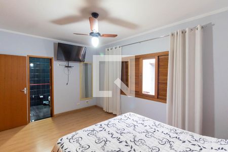 Casa à venda com 180m², 3 quartos e 4 vagasSuíte 1