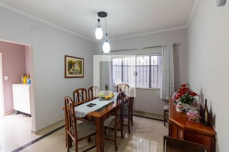 Casa à venda com 180m², 3 quartos e 4 vagasSala de Jantar
