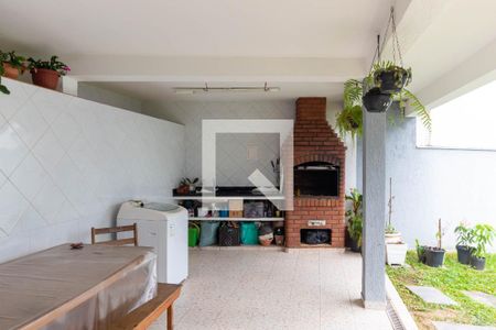 Casa à venda com 180m², 3 quartos e 4 vagasChurrasqueira