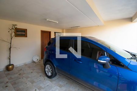 Casa de condomínio à venda com 284m², 5 quartos e 4 vagas Casa de condomínio à venda com 284m², 5 quartos e 4 vagasGaragem