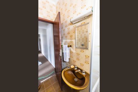 Casa à venda com 153m², 3 quartos e 2 vagas Casa à venda com 153m², 3 quartos e 2 vagasBanheiro