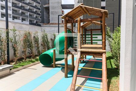 Apartamento à venda com 157m², 4 quartos e 2 vagas Apartamento à venda com 157m², 4 quartos e 2 vagasÁrea comum - Playground