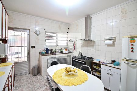 Casa à venda com 226m², 4 quartos e 4 vagasCozinha