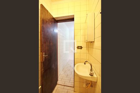 Casa à venda com 226m², 4 quartos e 4 vagasBanheiro da Edicula