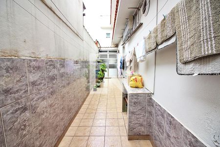 Casa à venda com 226m², 4 quartos e 4 vagasCorredor