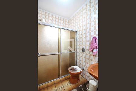 Casa à venda com 226m², 4 quartos e 4 vagasBanheiro Social 2