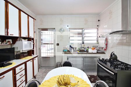 Casa à venda com 226m², 4 quartos e 4 vagasCozinha