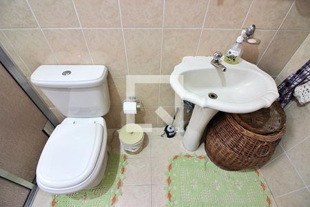 Casa à venda com 226m², 4 quartos e 4 vagasBanheiro do Quarto 1 - Suíte