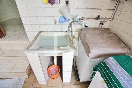 Casa à venda com 226m², 4 quartos e 4 vagasLavanderia