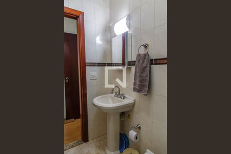 Casa à venda com 183m², 3 quartos e 5 vagas Casa à venda com 183m², 3 quartos e 5 vagasBanheiro Suíte