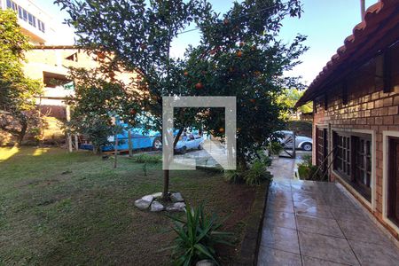 Casa para alugar com 420m², 2 quartos e 3 vagas Casa para alugar com 420m², 2 quartos e 3 vagasPátio