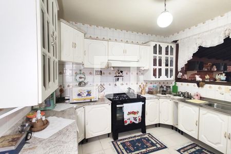 Casa para alugar com 420m², 2 quartos e 3 vagas Casa para alugar com 420m², 2 quartos e 3 vagasCozinha