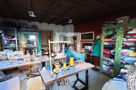 Casa para alugar com 420m², 2 quartos e 3 vagas Casa para alugar com 420m², 2 quartos e 3 vagasQuarto 6