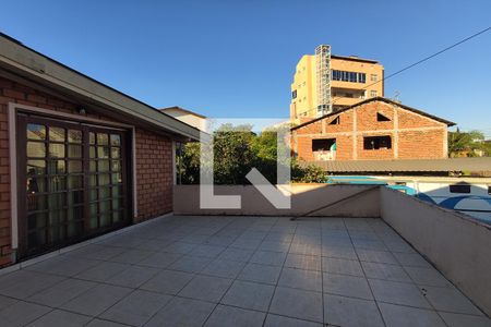 Casa para alugar com 420m², 2 quartos e 3 vagas Casa para alugar com 420m², 2 quartos e 3 vagasSacada Quarto 4