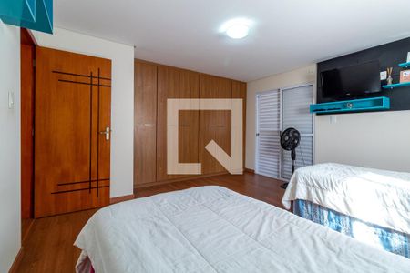 Casa à venda com 305m², 3 quartos e 6 vagas Casa à venda com 305m², 3 quartos e 6 vagasSuíte 2