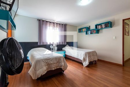 Casa à venda com 305m², 3 quartos e 6 vagas Casa à venda com 305m², 3 quartos e 6 vagasSuíte 2