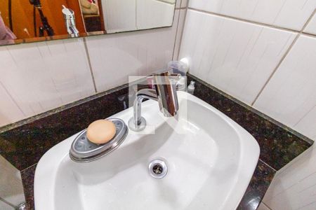 Casa à venda com 305m², 3 quartos e 6 vagas Casa à venda com 305m², 3 quartos e 6 vagasBanheiro da Suíte 1